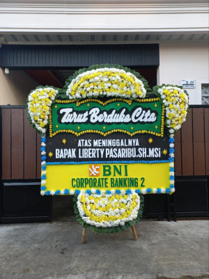 Papan Bunga Duka di Bayongbong